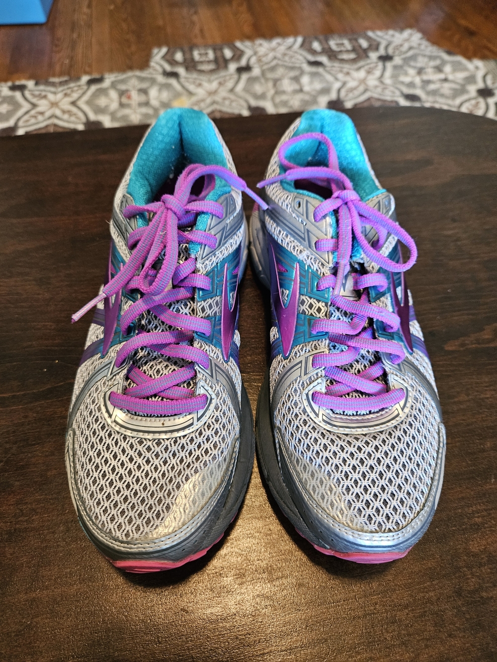 Brooks Womens Running Shoes